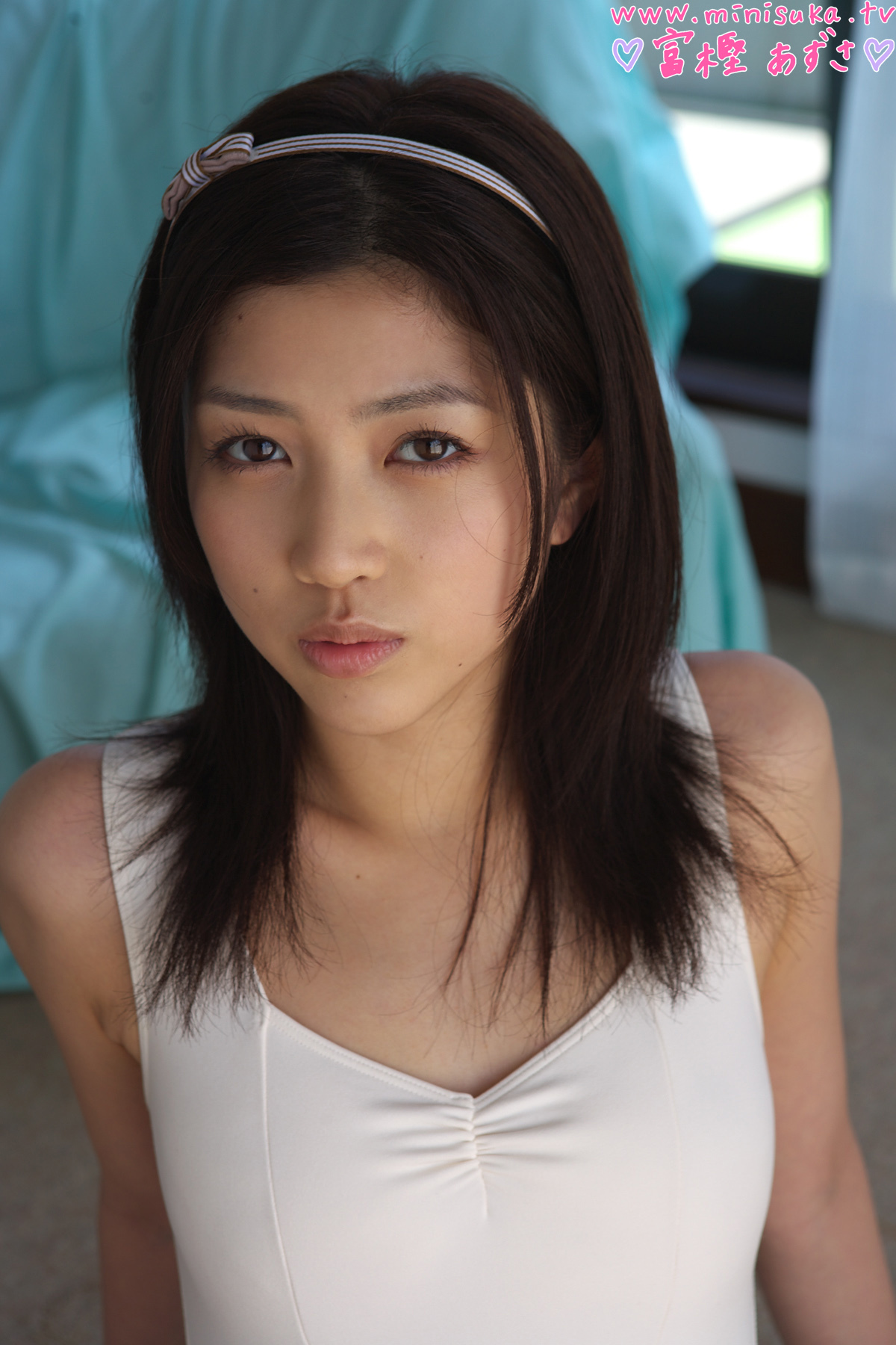 Togashi Azusa Minisuka. TV Women's high school girl